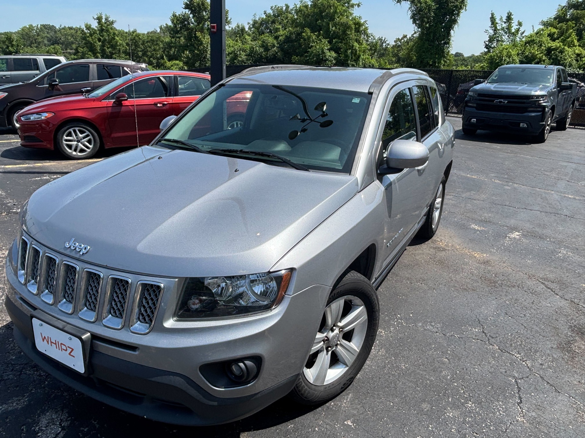 https://whipz-site-01.s3.us-east-2.amazonaws.com/vehicle_inventory/1/R000281/images/0d07e280-1ac9-46bc-a488-92cd7f0d381b.jpg