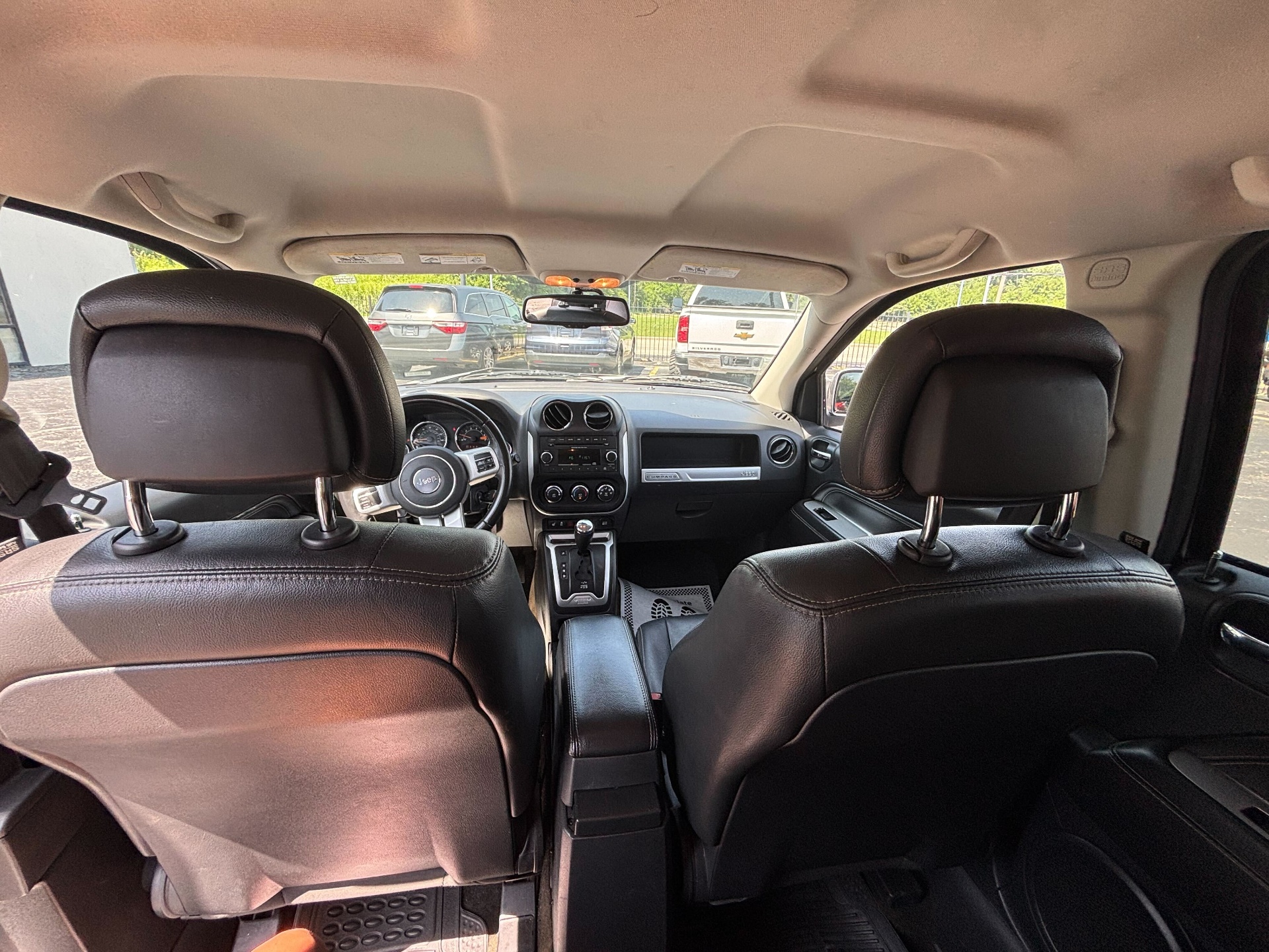https://whipz-site-01.s3.us-east-2.amazonaws.com/vehicle_inventory/1/R000281/images/1dd87970-e29d-4aff-912f-d25b8b8cbf45.jpg