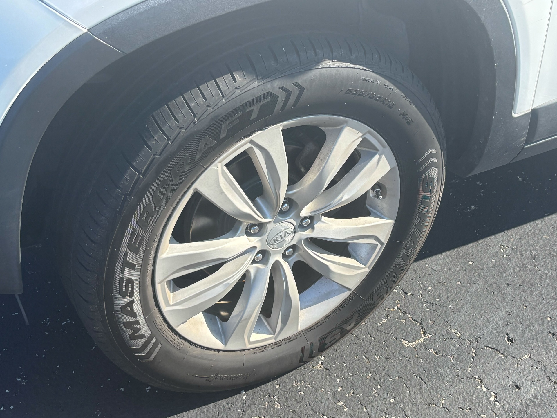 https://whipz-site-01.s3.us-east-2.amazonaws.com/vehicle_inventory/1/R000282/images/134be069-bcc5-462a-8f40-4916acc2e3f4.jpg