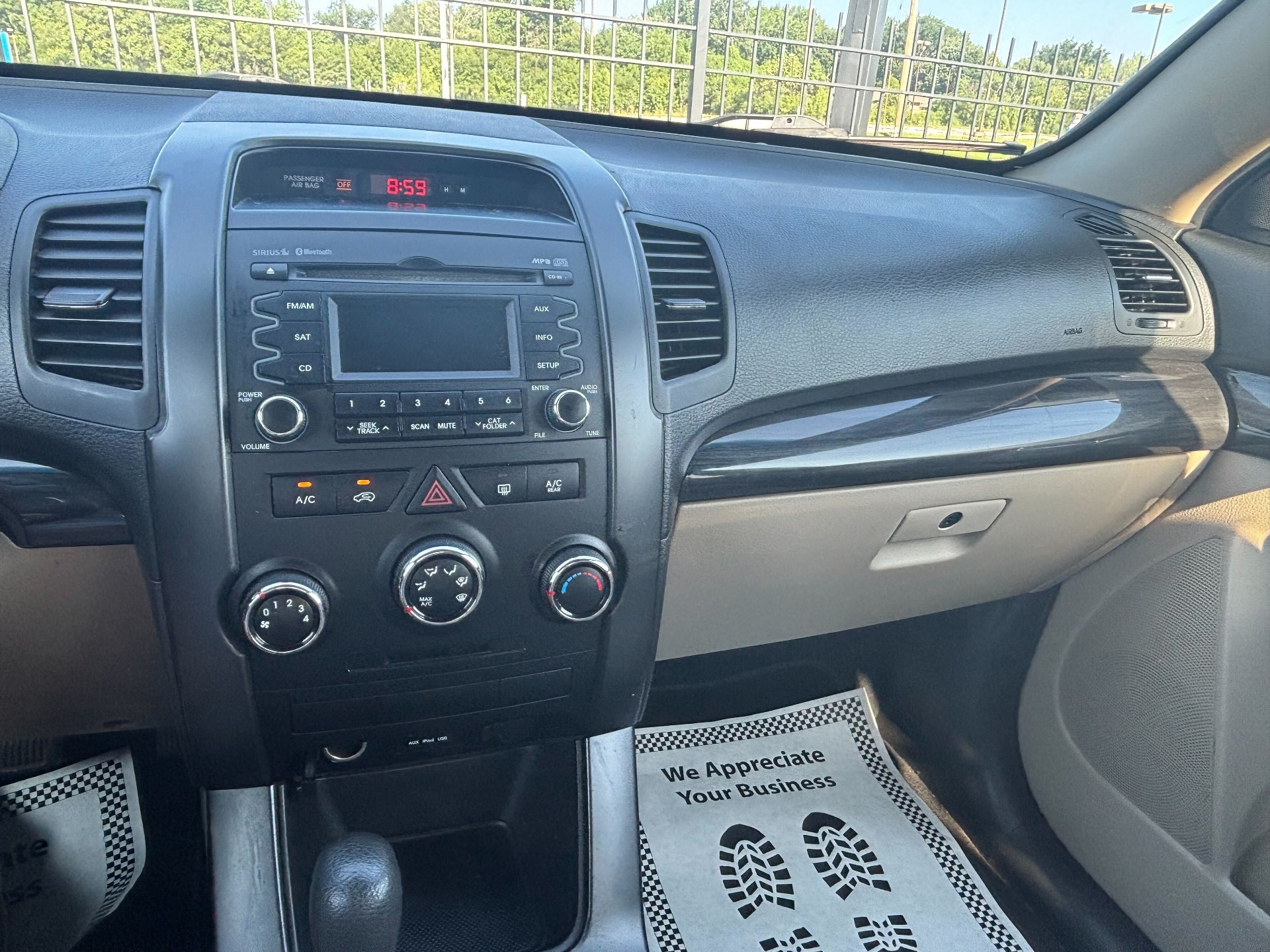 https://whipz-site-01.s3.us-east-2.amazonaws.com/vehicle_inventory/1/R000282/images/14c618a3-cf78-4cbc-b4b7-8e8122983739.jpg