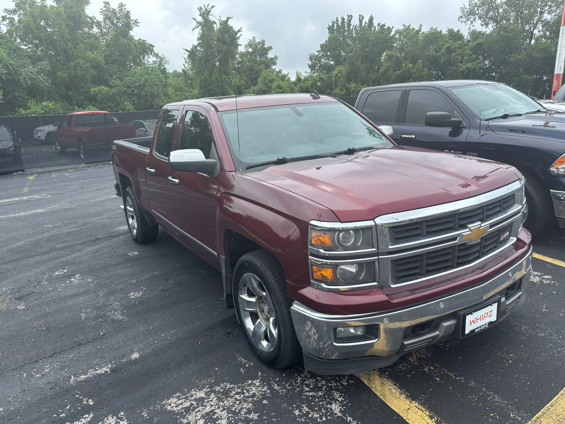 https://whipz-site-01.s3.us-east-2.amazonaws.com/vehicle_inventory/1/R000284/images/72309f52-584e-4895-868b-4c909e82a41c.jpg