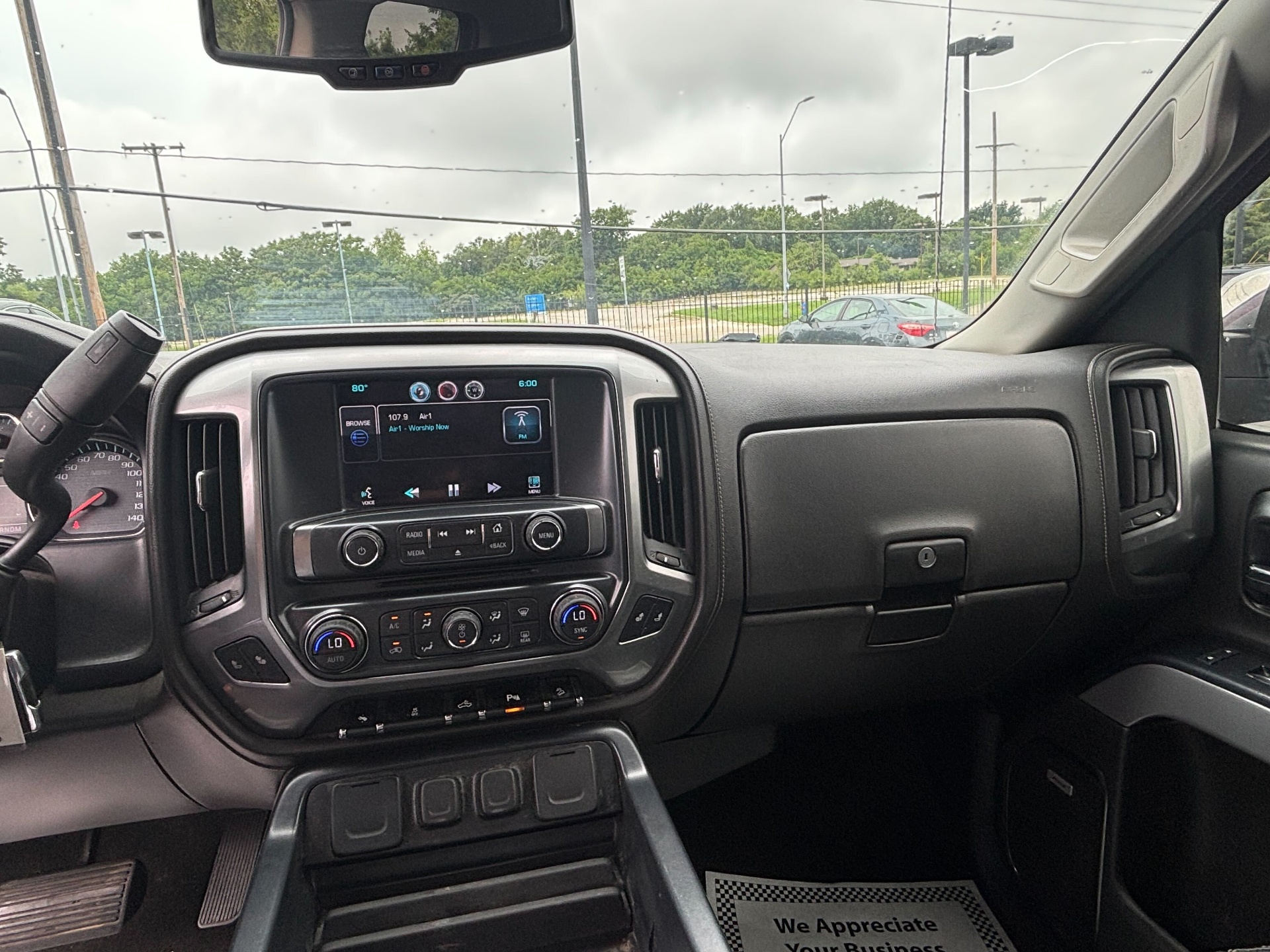 https://whipz-site-01.s3.us-east-2.amazonaws.com/vehicle_inventory/1/R000284/images/849bed45-57ce-4d81-9b53-1742e411f7be.jpg