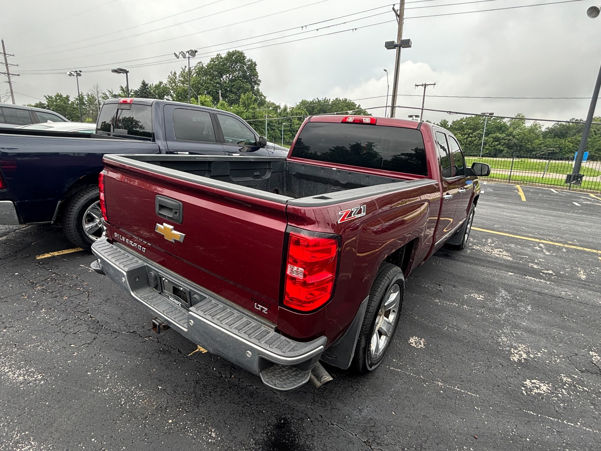 https://whipz-site-01.s3.us-east-2.amazonaws.com/vehicle_inventory/1/R000284/images/f39fc1cc-7bc2-4dc6-b85d-b630db4c9cea.jpg