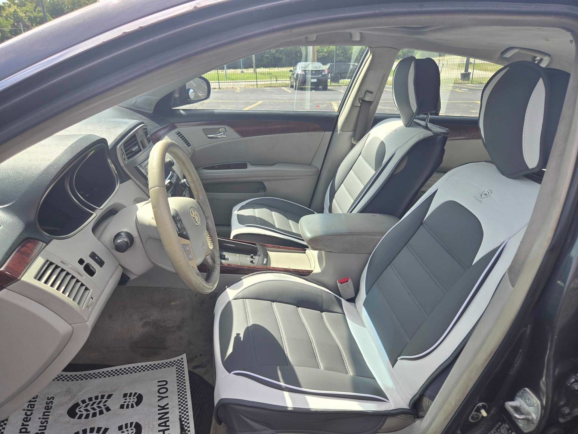https://whipz-site-01.s3.us-east-2.amazonaws.com/vehicle_inventory/1/R000287/images/72b84c94-118b-46b6-8158-7ae2414e20e9.jpg