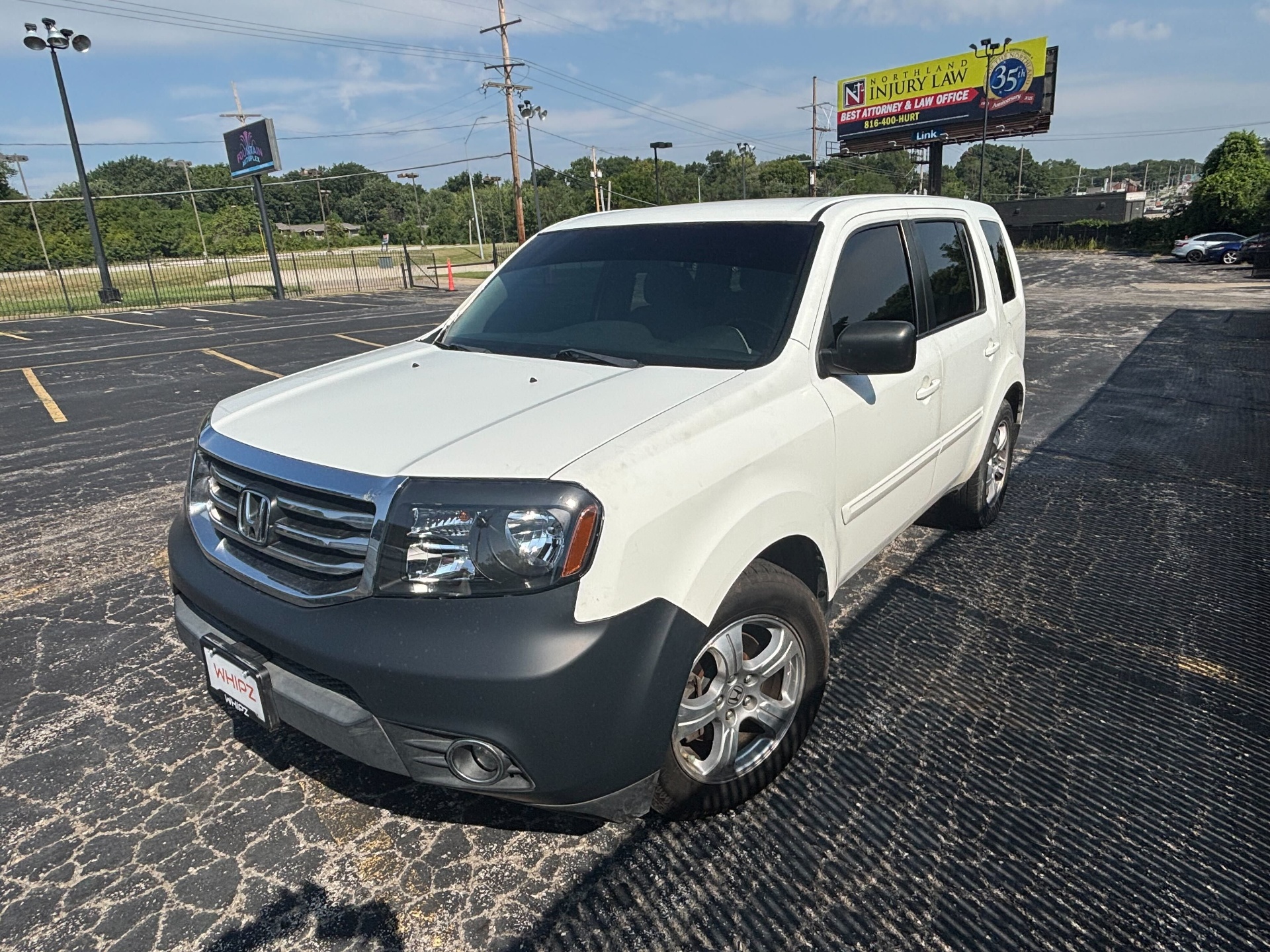 https://whipz-site-01.s3.us-east-2.amazonaws.com/vehicle_inventory/1/R000293/images/9873ec5f-de92-4991-85c4-83cb6fee613b.jpg