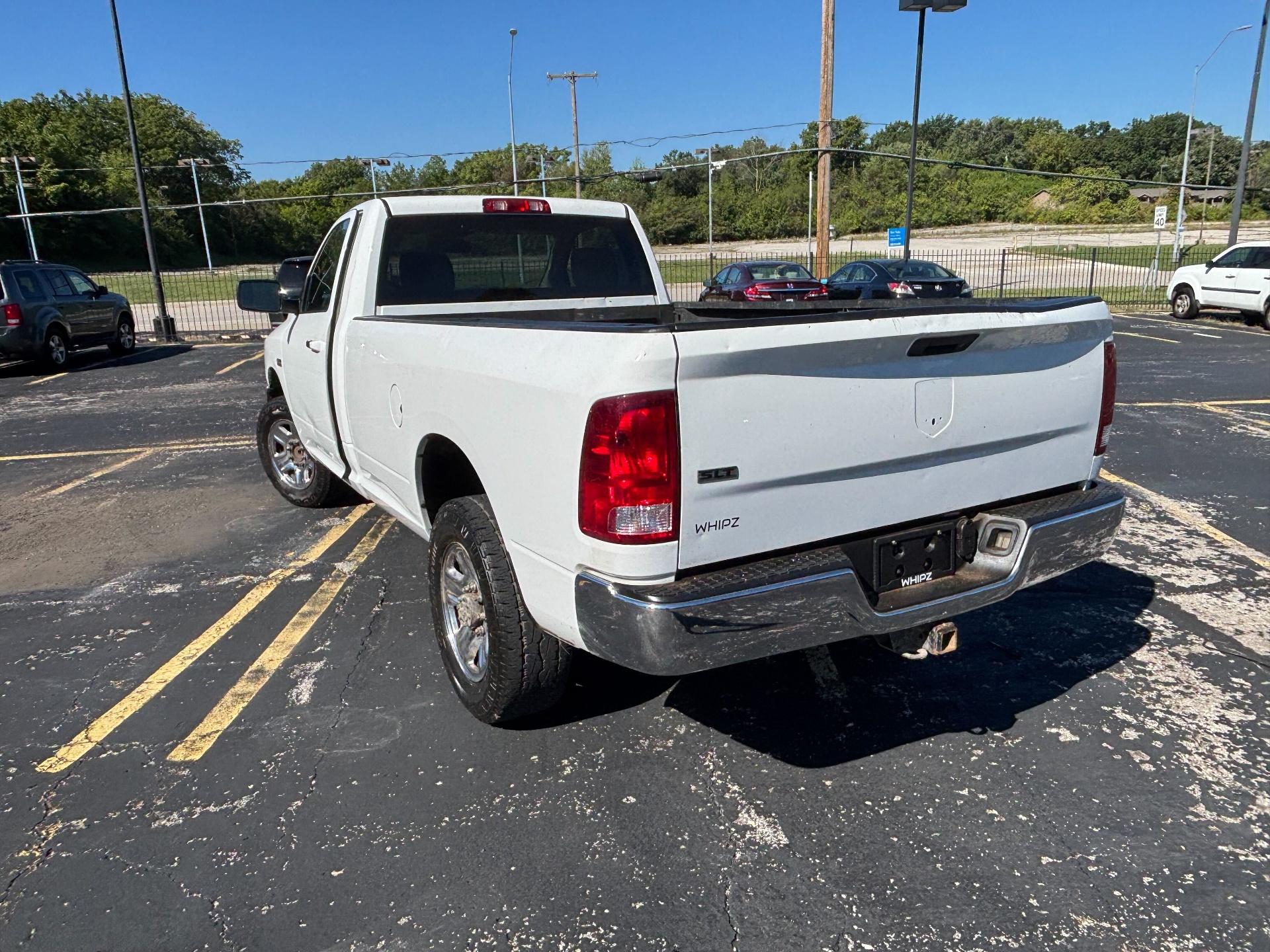 https://whipz-site-01.s3.us-east-2.amazonaws.com/vehicle_inventory/1/R000295/images/c4131f5c-e5ea-4f5c-b473-fcb3a7793587.jpg
