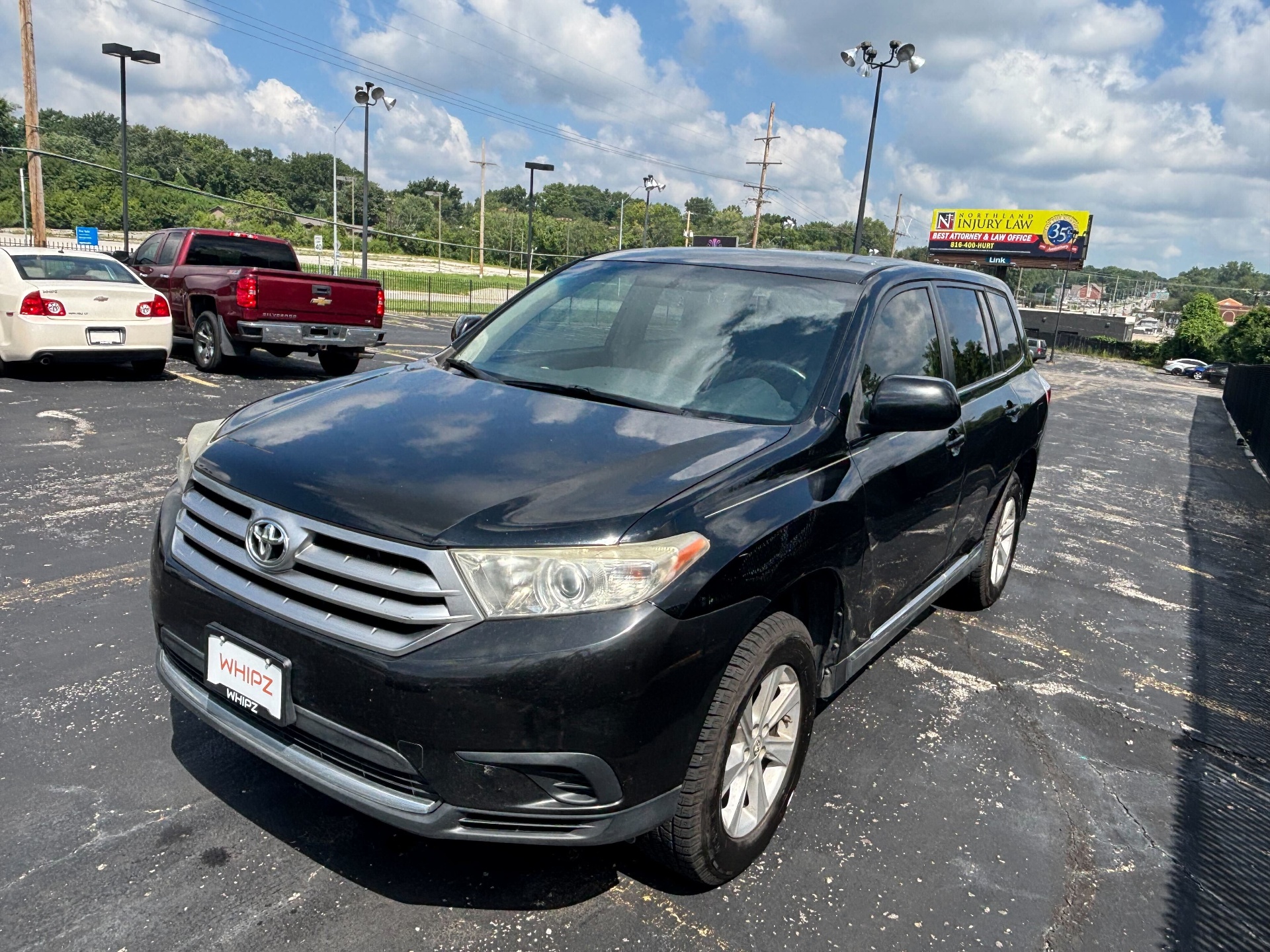 https://whipz-site-01.s3.us-east-2.amazonaws.com/vehicle_inventory/1/R000297/images/b54b533b-277f-47d7-9066-de46a246878f.jpg