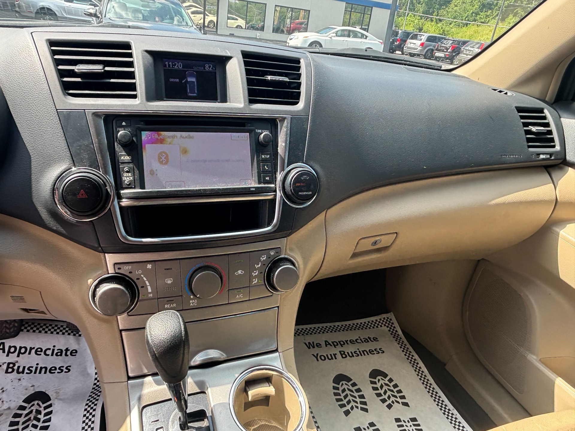 https://whipz-site-01.s3.us-east-2.amazonaws.com/vehicle_inventory/1/R000297/images/d550240f-dbd4-4d44-8e85-32b3120125dc.jpg