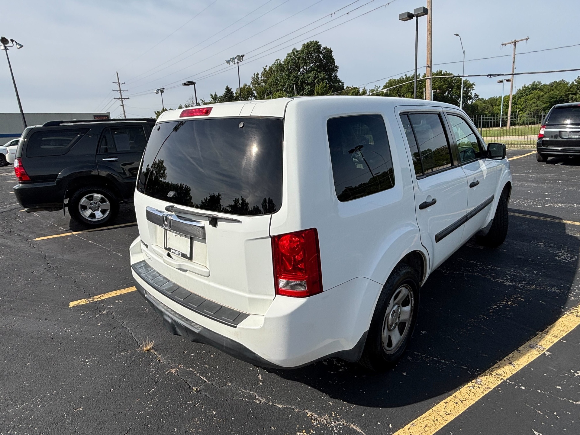 https://whipz-site-01.s3.us-east-2.amazonaws.com/vehicle_inventory/1/R000302/images/a074c71f-5703-4c08-aea6-21922c736d85.jpg