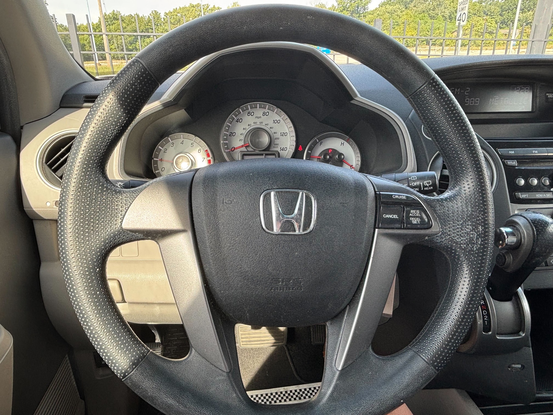 https://whipz-site-01.s3.us-east-2.amazonaws.com/vehicle_inventory/1/R000302/images/e62c0679-46ad-4f35-8186-402721d0b478.jpg