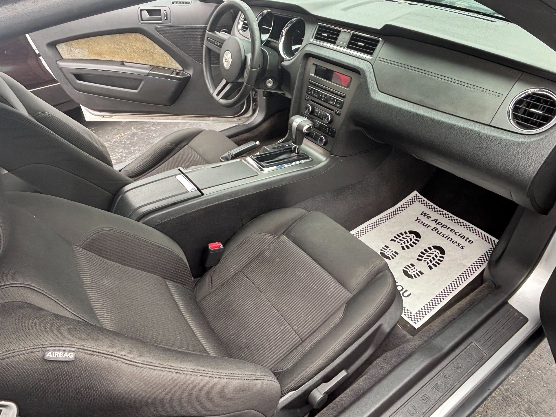 https://whipz-site-01.s3.us-east-2.amazonaws.com/vehicle_inventory/1/R000304/images/54850a96-44b0-4898-87aa-634efa8f66e7.jpg