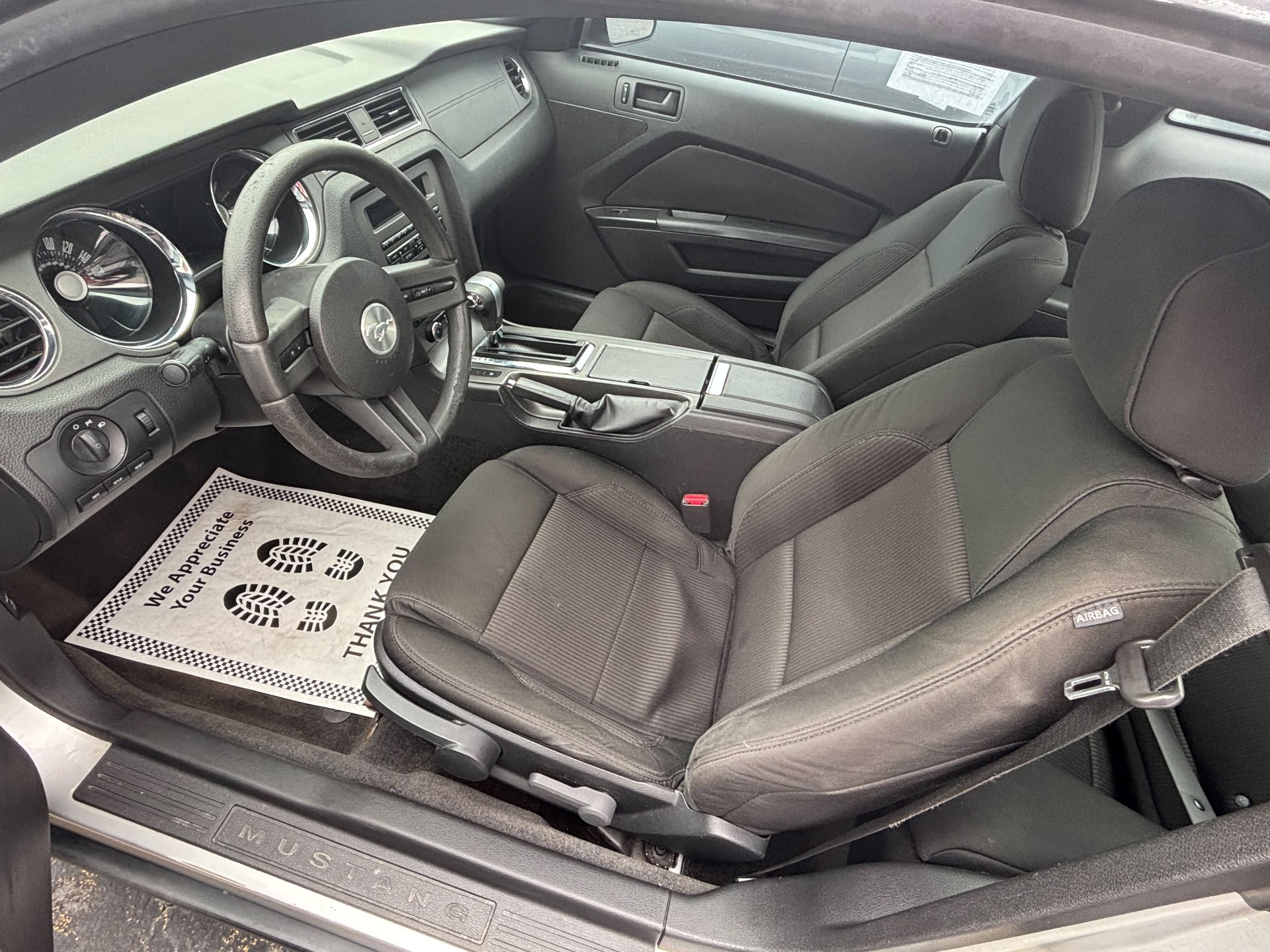https://whipz-site-01.s3.us-east-2.amazonaws.com/vehicle_inventory/1/R000304/images/7cba165f-f197-4aea-9a2d-2d85ff4e45f5.jpg