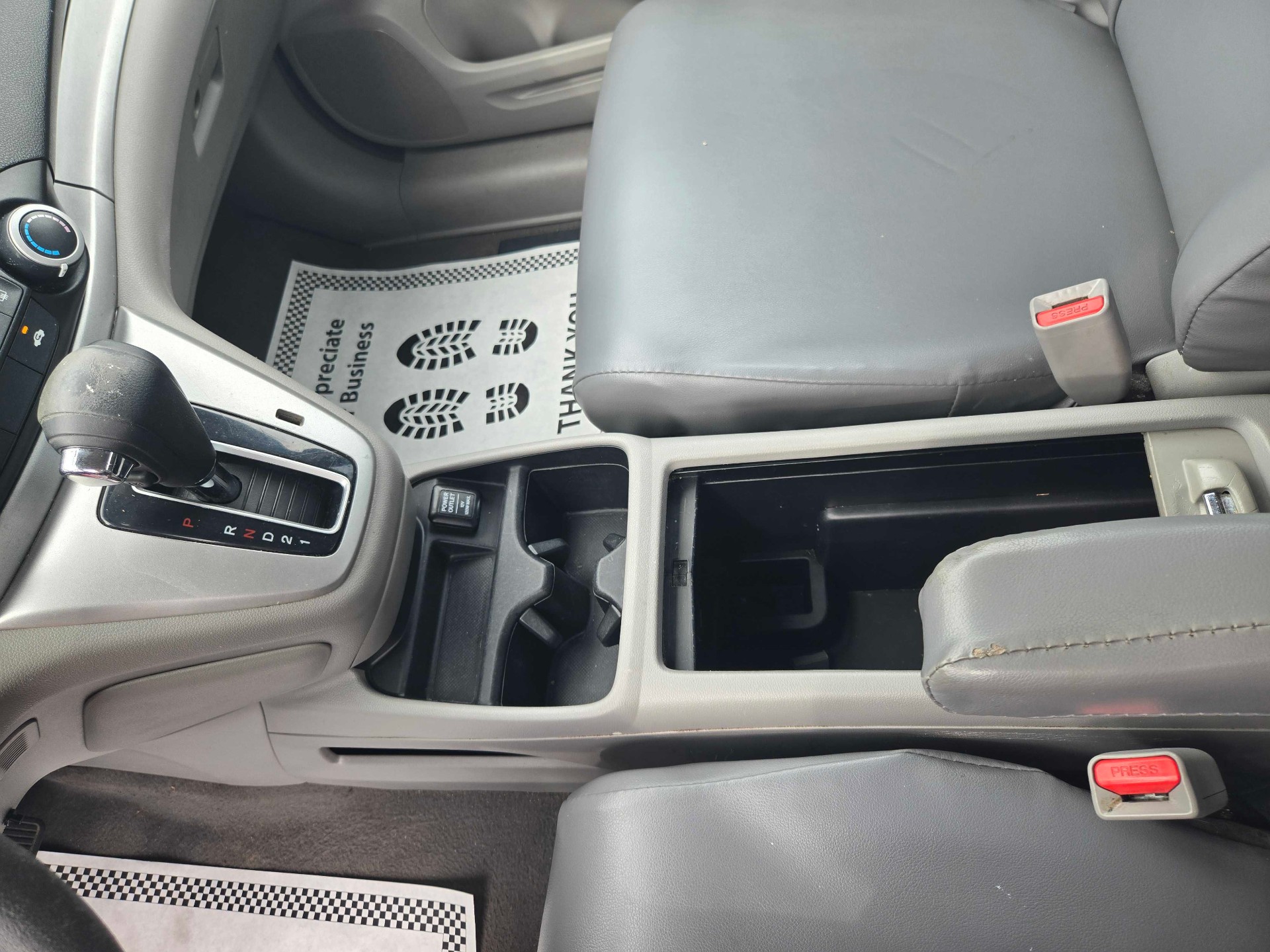 https://whipz-site-01.s3.us-east-2.amazonaws.com/vehicle_inventory/1/R000305/images/1e18b9ec-8e62-4d16-af4c-c3693d9b62ec.jpg