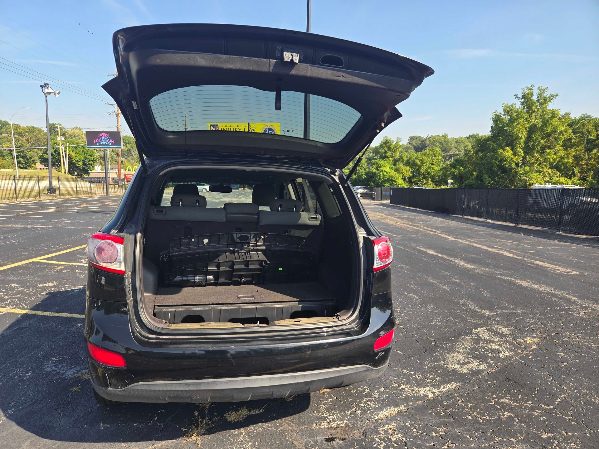 https://whipz-site-01.s3.us-east-2.amazonaws.com/vehicle_inventory/1/R000312/images/ac72de87-4a79-4c2f-96e5-11c35f3fcc31.jpg