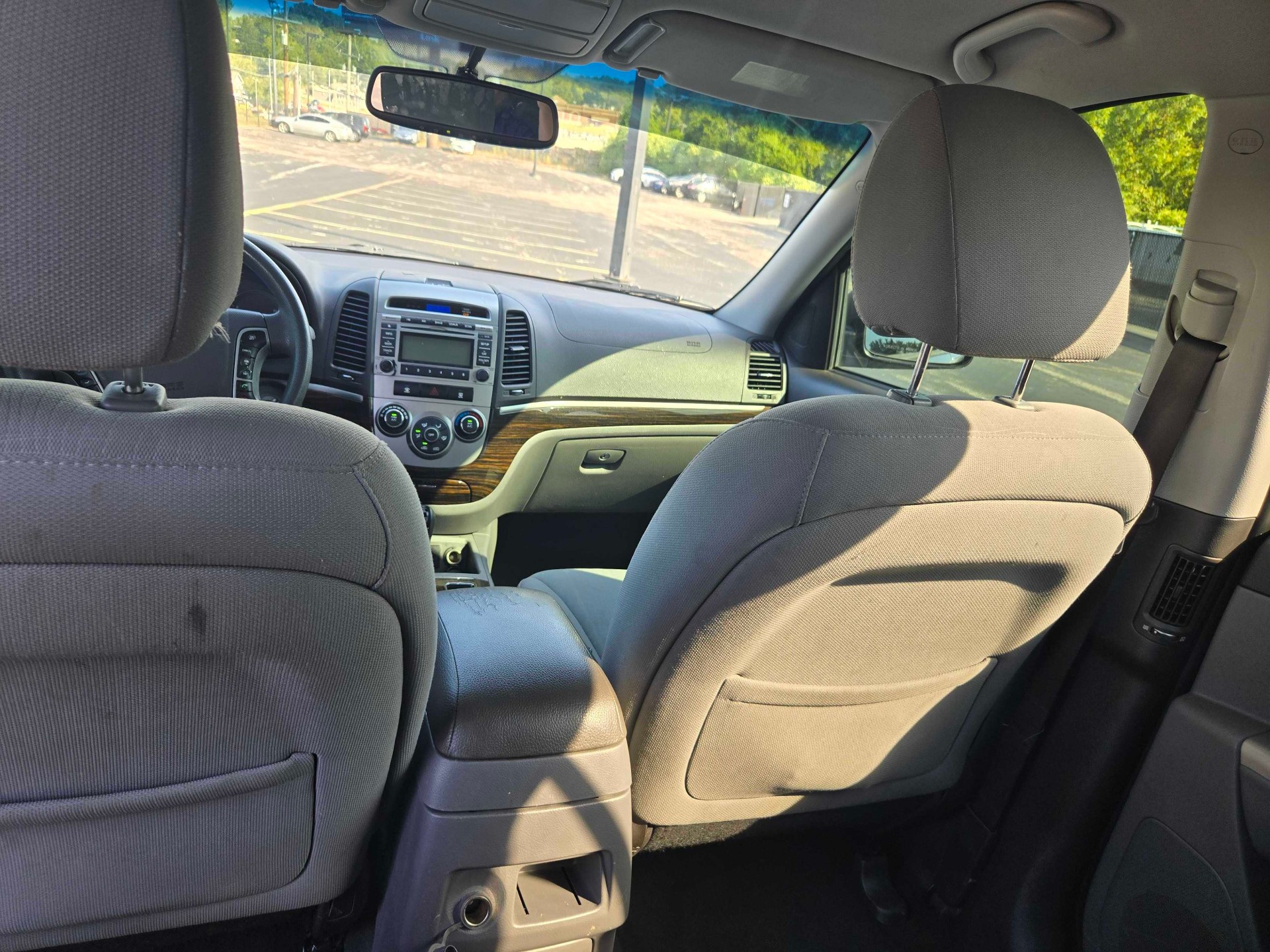 https://whipz-site-01.s3.us-east-2.amazonaws.com/vehicle_inventory/1/R000312/images/c5a969a6-4e5c-45f9-a2db-87c3ca8f2b5c.jpg