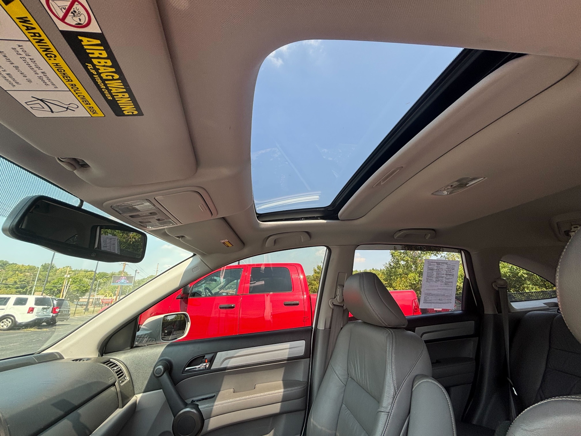https://whipz-site-01.s3.us-east-2.amazonaws.com/vehicle_inventory/1/R000313/images/0836cbe6-aacd-45c2-948c-d300502041d9.jpg