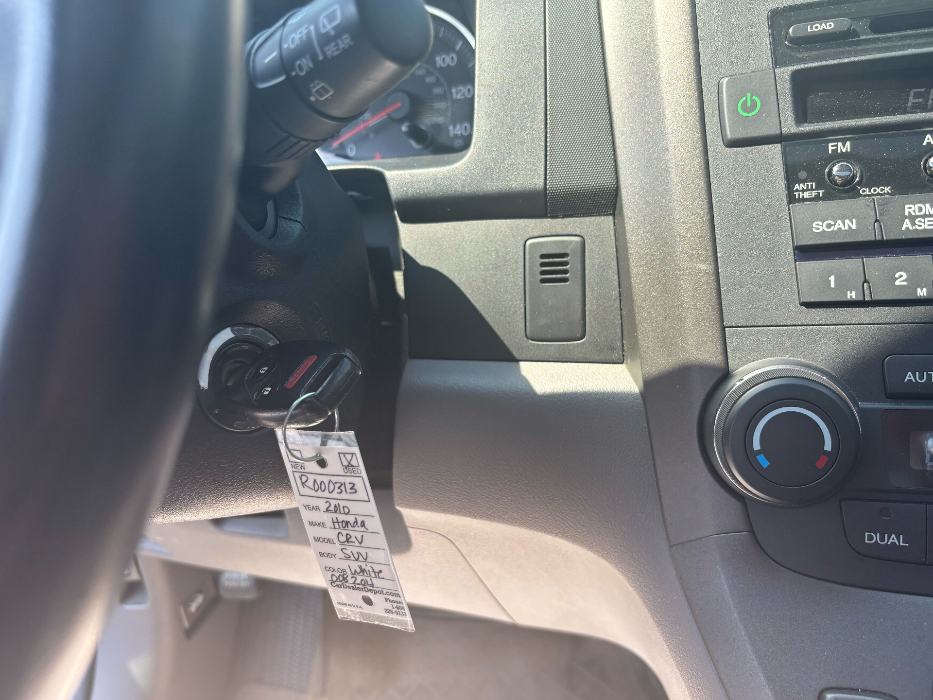 https://whipz-site-01.s3.us-east-2.amazonaws.com/vehicle_inventory/1/R000313/images/22e95d73-fa39-4380-9c10-f5f192eece7e.jpg