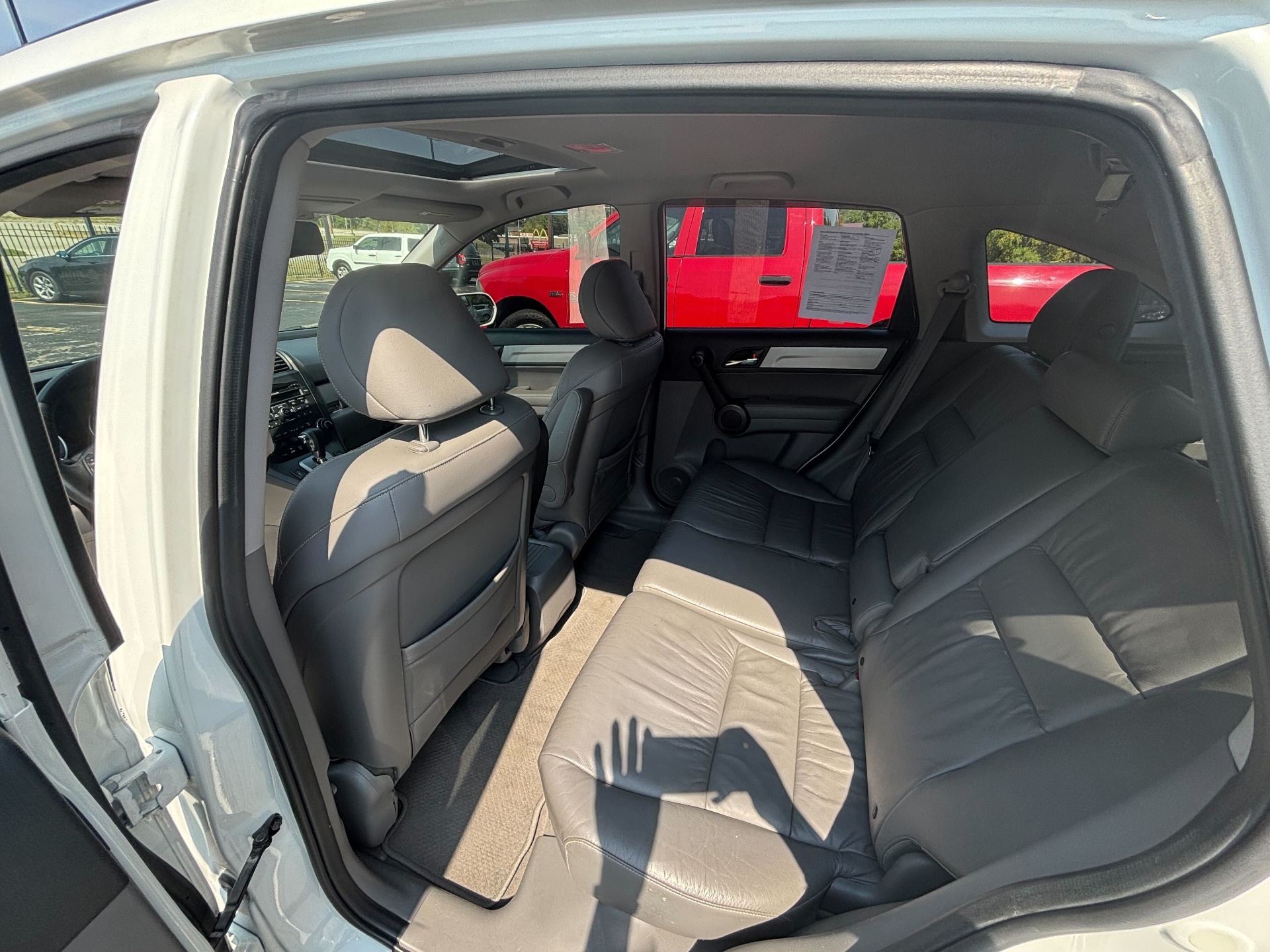 https://whipz-site-01.s3.us-east-2.amazonaws.com/vehicle_inventory/1/R000313/images/5bb0a745-05cf-41f1-8b8a-14b5b127b3f5.jpg