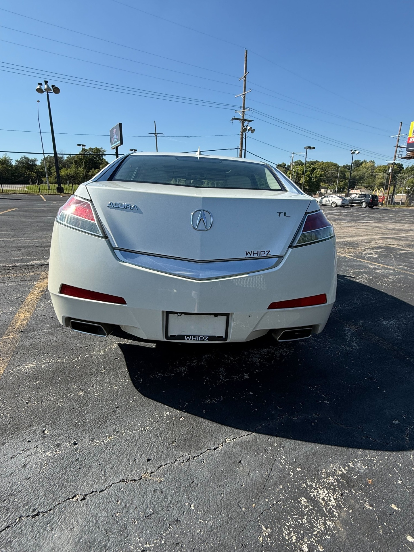 https://whipz-site-01.s3.us-east-2.amazonaws.com/vehicle_inventory/1/R000326/images/8e69e22e-686a-4c32-a52a-96a0b4d68420.jpg