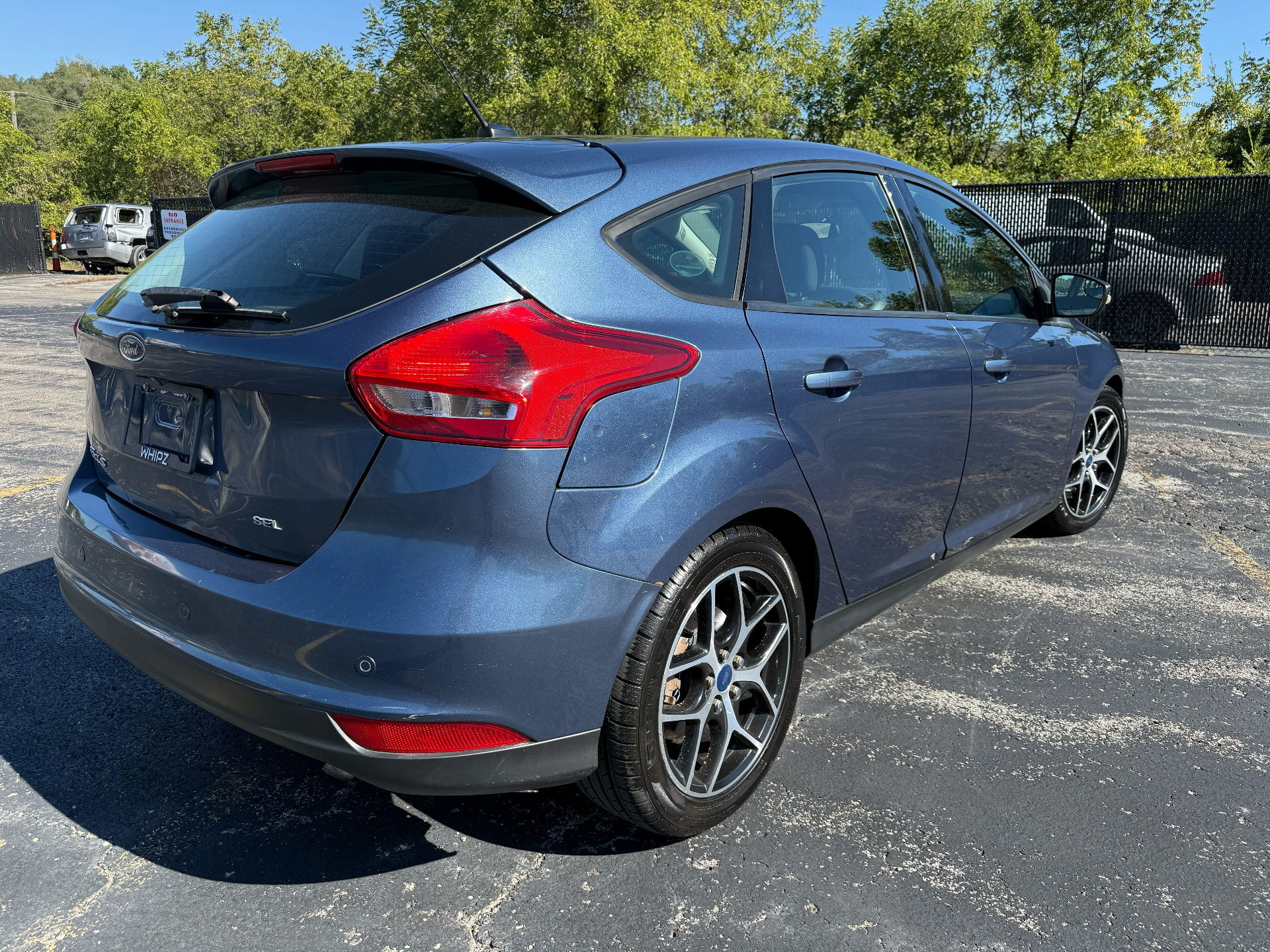 https://whipz-site-01.s3.us-east-2.amazonaws.com/vehicle_inventory/1/R000334/images/2813731f-a744-489e-b9b8-2d5bf5d1e44f.jpg