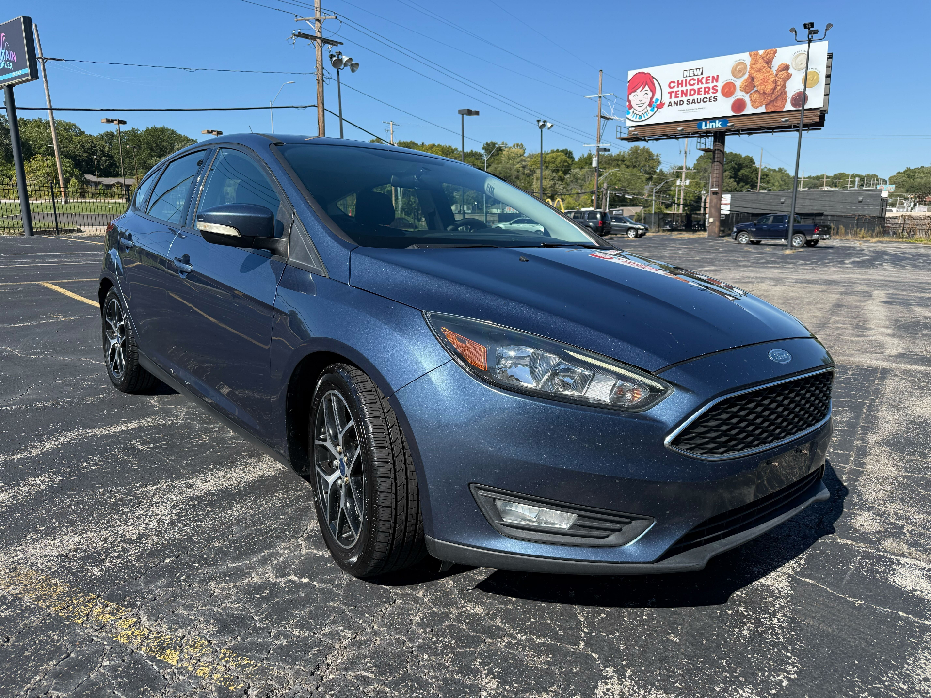 https://whipz-site-01.s3.us-east-2.amazonaws.com/vehicle_inventory/1/R000334/images/92044254-98de-48a8-a1c2-4128d7ceb6cc.jpg