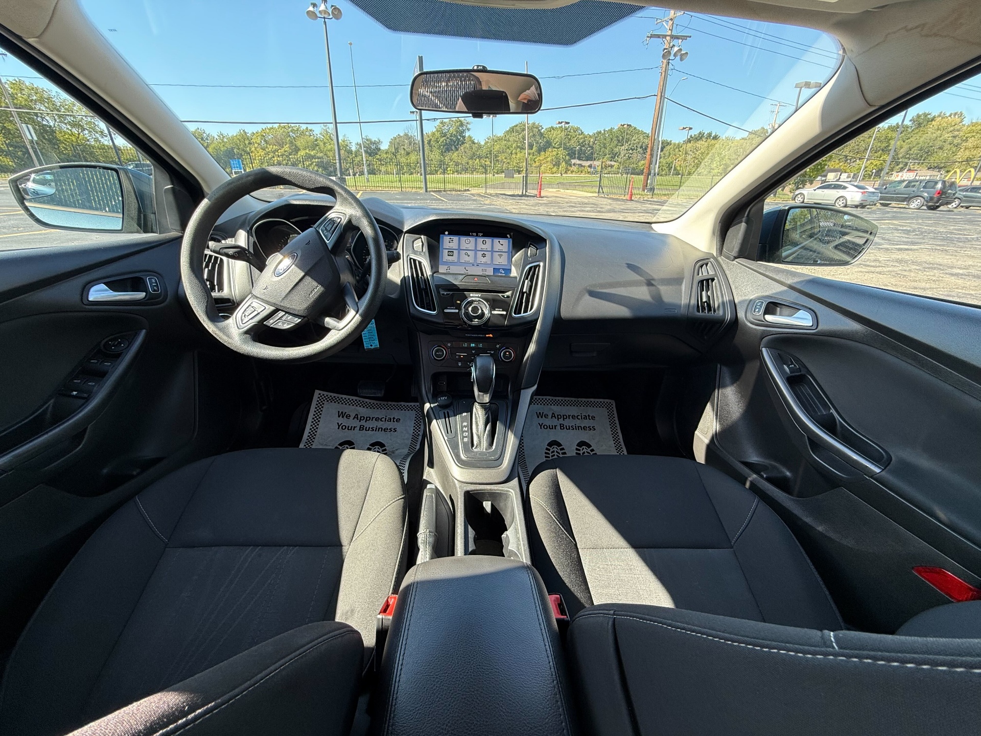 https://whipz-site-01.s3.us-east-2.amazonaws.com/vehicle_inventory/1/R000334/images/99d2f837-eb9a-4b77-bff8-c40fe035c83f.jpg