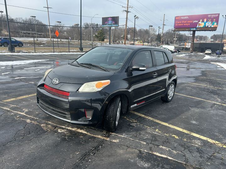 Pre-Owned 2008 Scion xD 5-Door Wagon