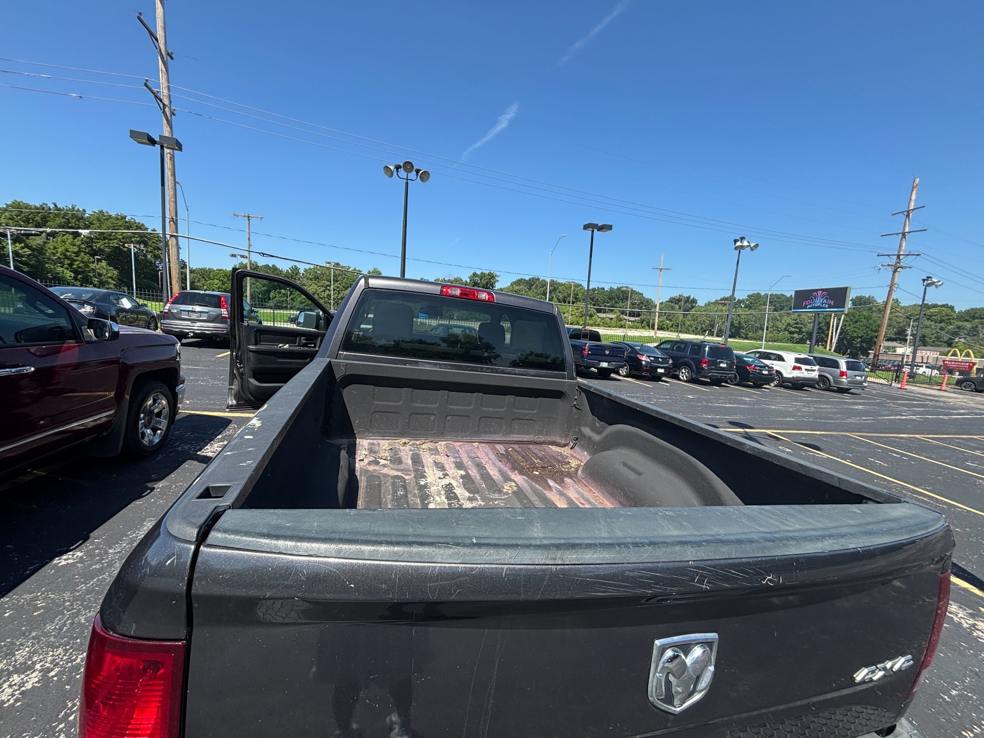 https://whipz-site-01.s3.us-east-2.amazonaws.com/vehicle_inventory/1/TA103065/images/e33b3ac0-aa34-45f0-baae-850942a87523.jpg