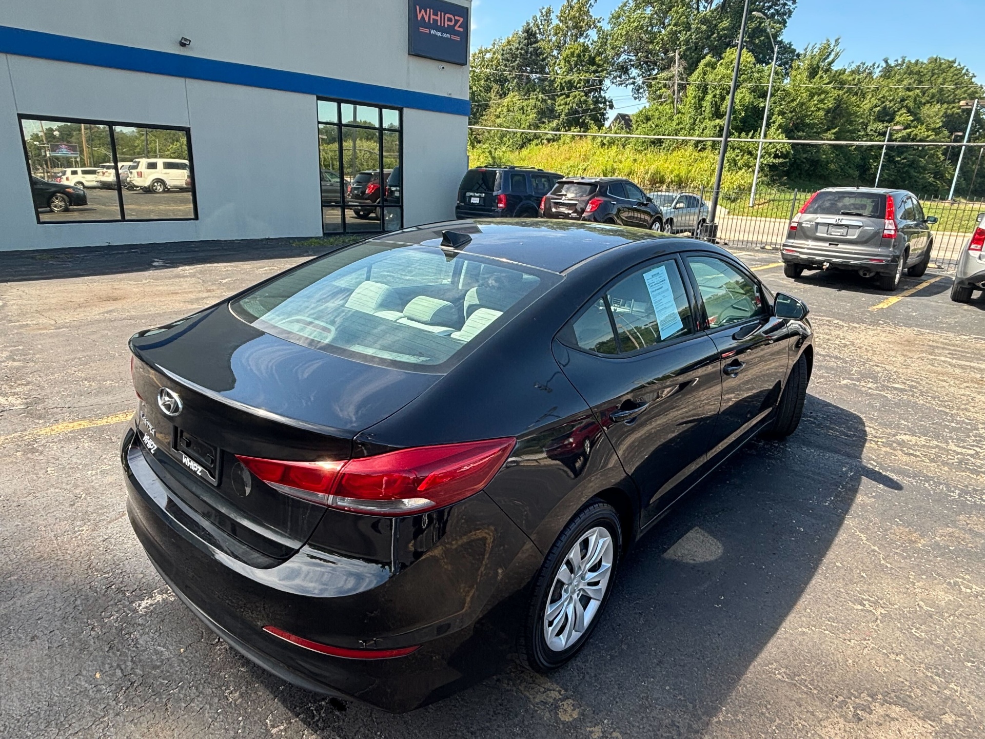 https://whipz-site-01.s3.us-east-2.amazonaws.com/vehicle_inventory/1/TA103239/images/163afbfb-1fda-4bf0-8b6d-7c3b8035bbee.jpg