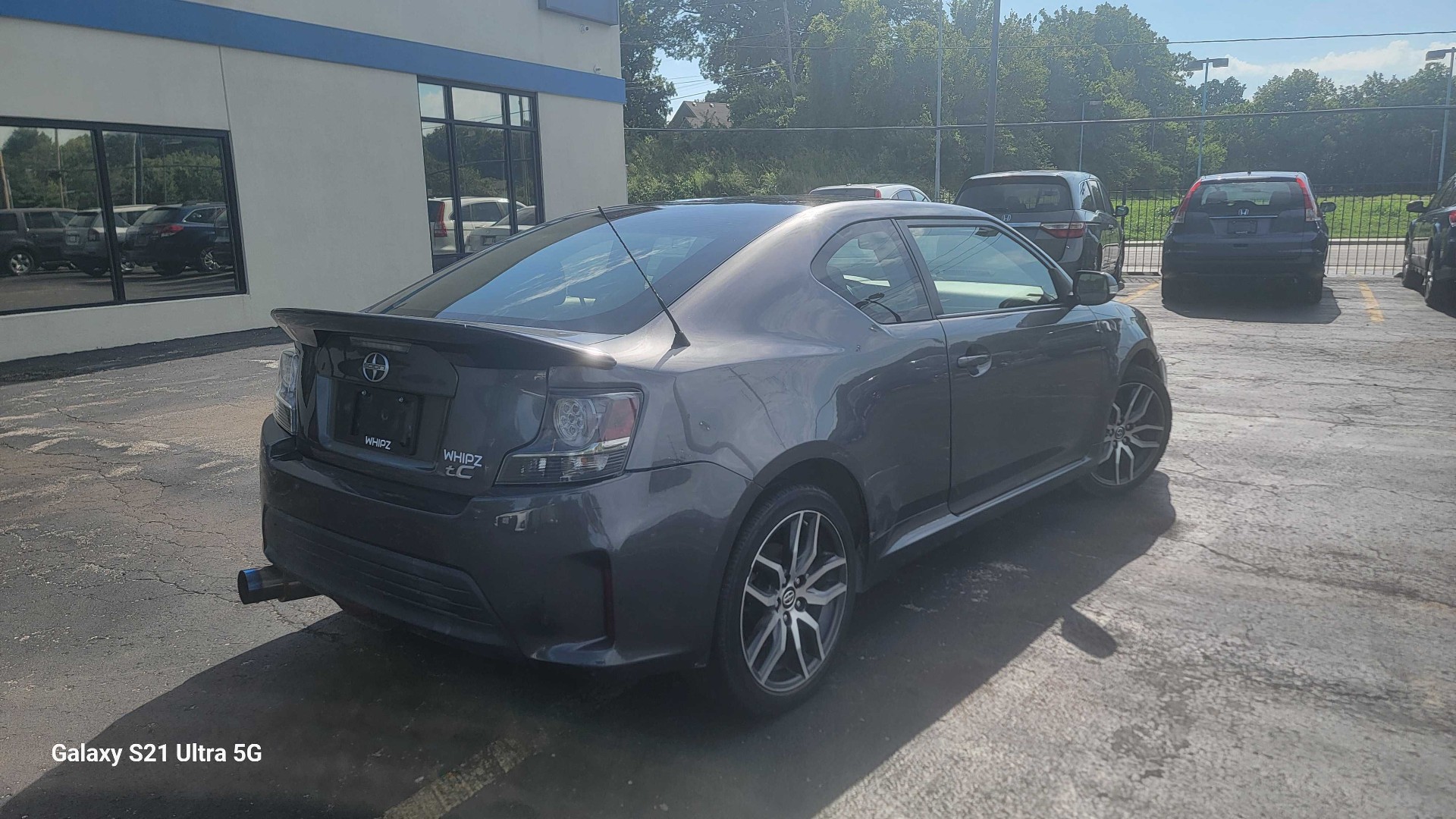 https://whipz-site-01.s3.us-east-2.amazonaws.com/vehicle_inventory/1/TA103401/images/5d20b506-69f5-4615-8ea0-6c920b6e7e06.jpg