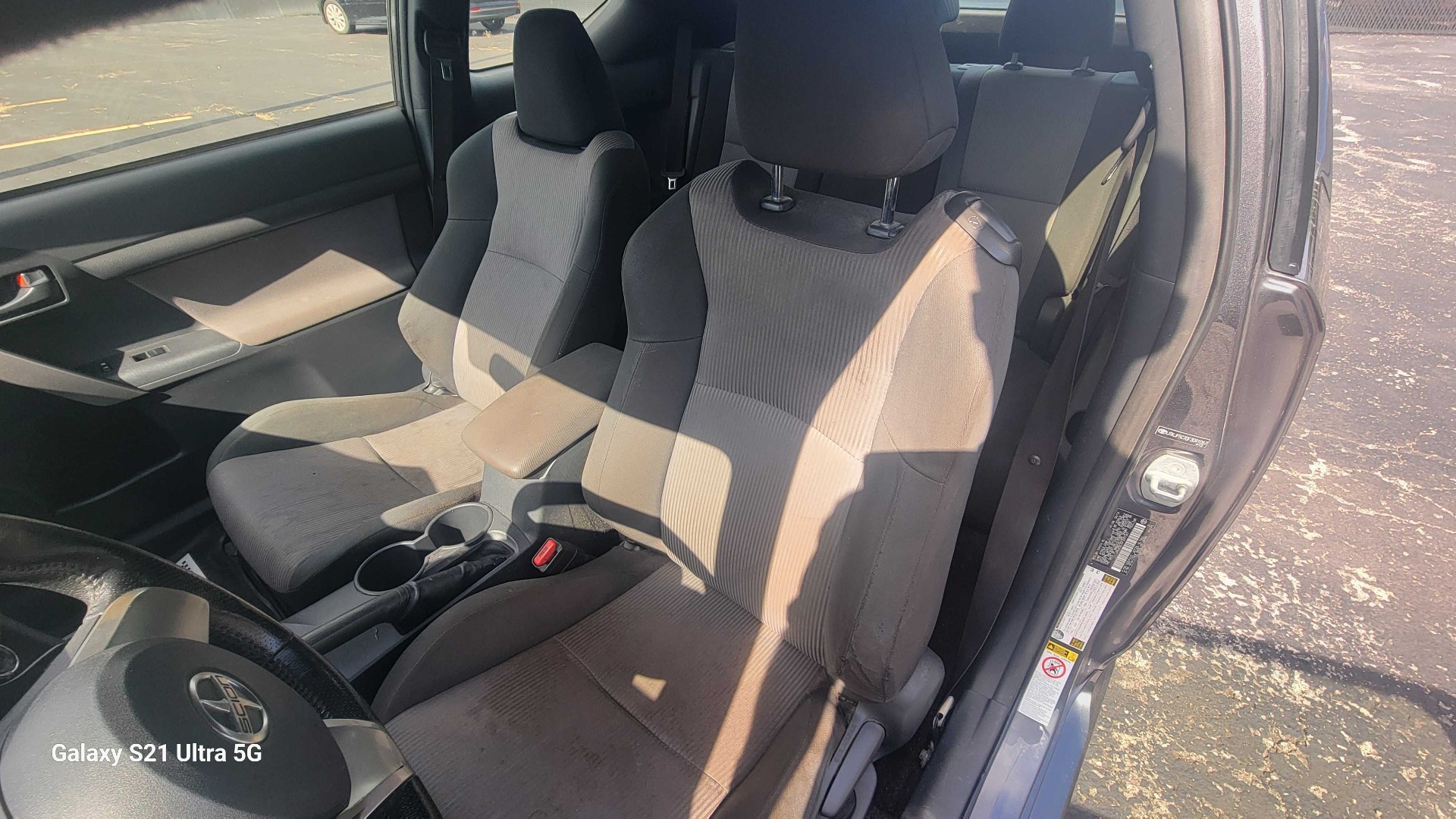 https://whipz-site-01.s3.us-east-2.amazonaws.com/vehicle_inventory/1/TA103401/images/c5933a30-29d9-4555-bd38-720d75519bb5.jpg