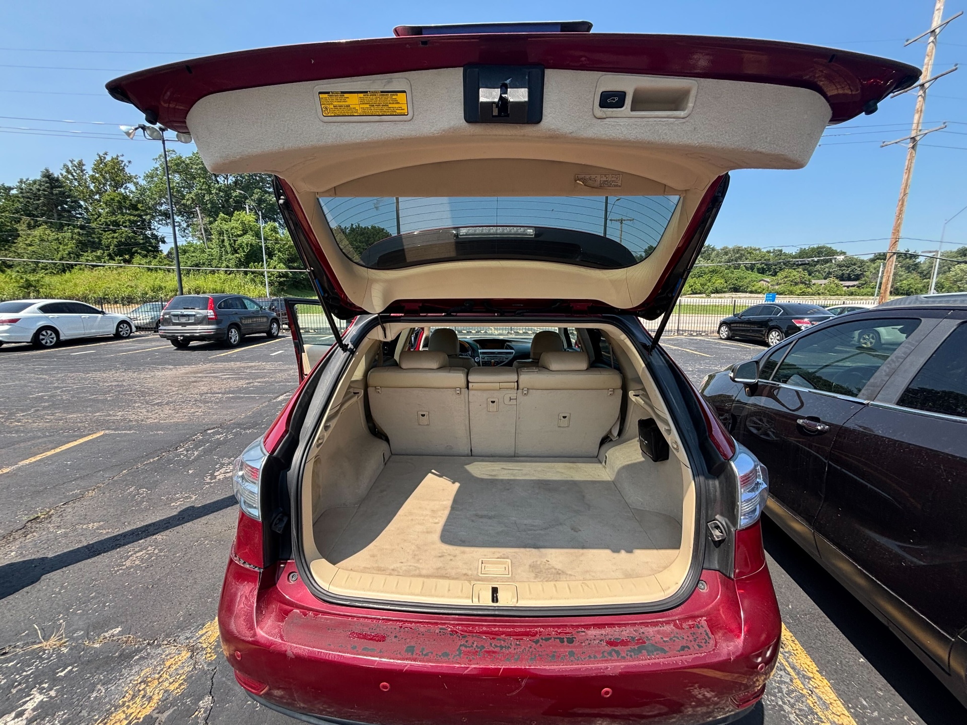 https://whipz-site-01.s3.us-east-2.amazonaws.com/vehicle_inventory/1/TA103428/images/336002b8-5c8e-430e-a7b2-5a32651bcfd2.jpg